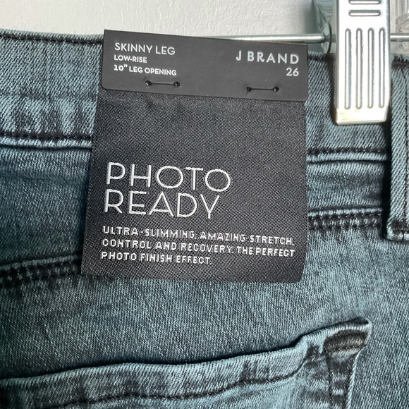 J BRAND Photo Ready Jeans - Picture 9 of 11
